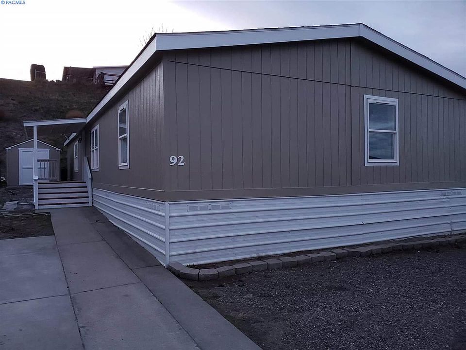 2nd image of 92 Ridgecliff Dr #92