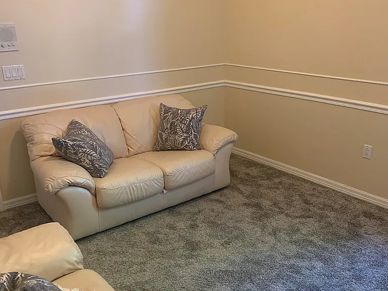 702 Brooker Ridge Ct — Photo 4