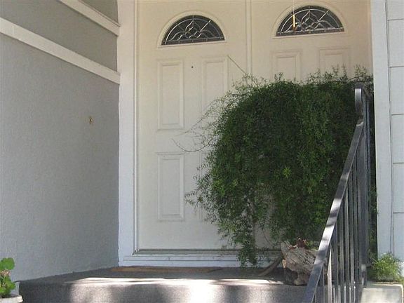 5th image of 8221 Canyon Oak Dr