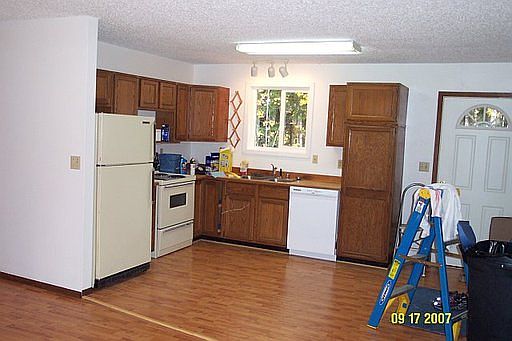 3rd image of 3423 Conifer Dr #A