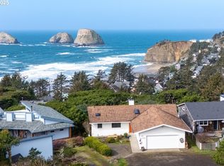 1100 Arthurs Rd, Tillamook, OR 97141