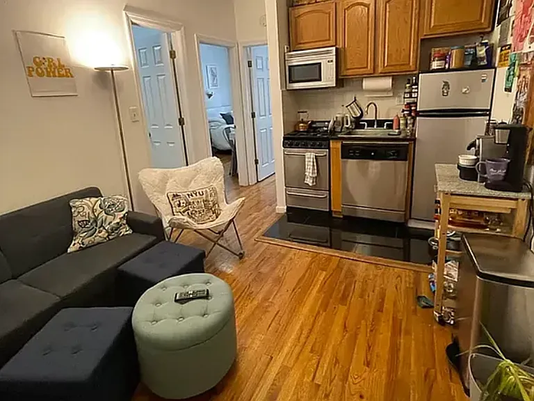 171 Thompson St #12 — Photo 4