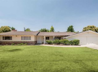 1327 E Ashlan Ave, Fresno, CA 93704