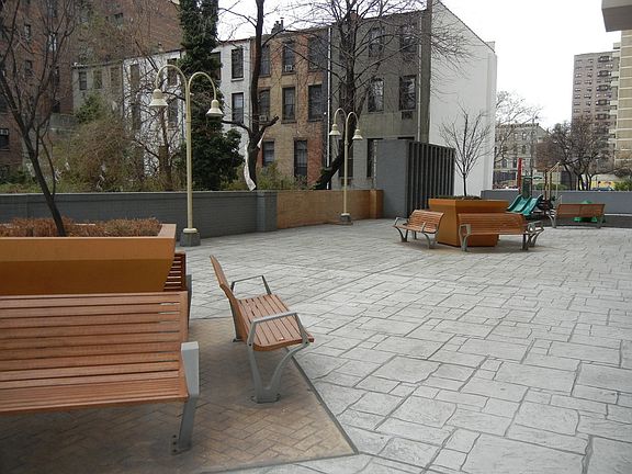3rd image of 50 W 93rd St APT 07D