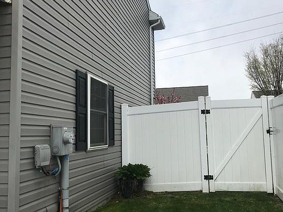 5th image of 263 Cypress St