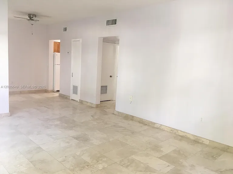 1840 James Ave #7 — Photo 4