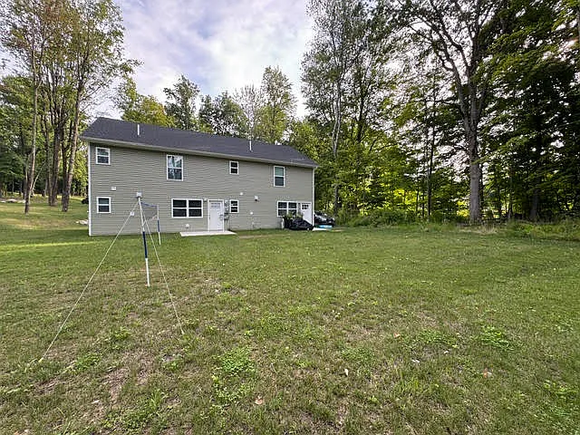 3 bed, 1440 sqft, $2,900 — Photo 2