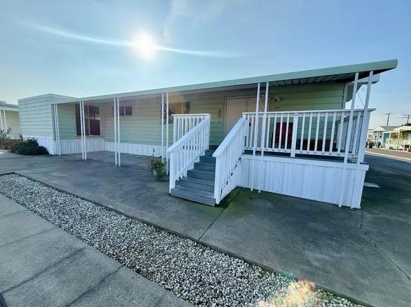 471 Almond Dr Space 40, Lodi, CA 95240