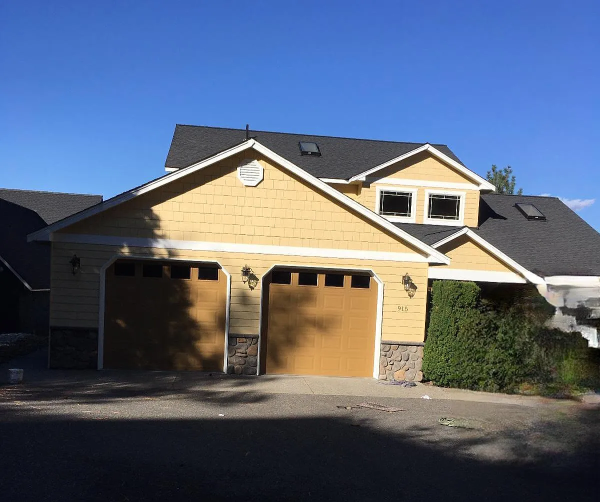 S Lakeshore Rd, Chelan — Photo 1