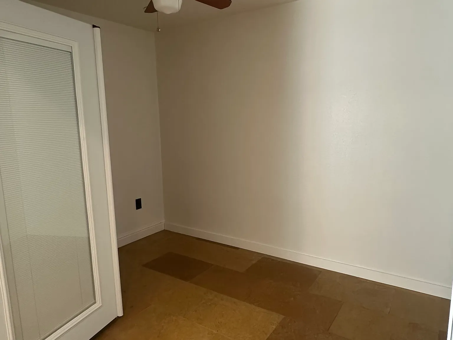 1 bed, 400 sqft, $1,370 — Photo 3