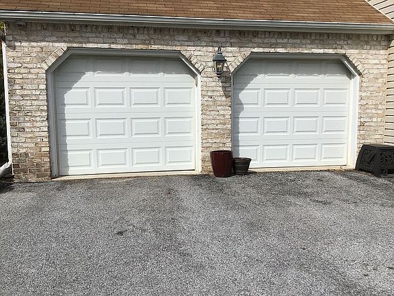 Double car garage