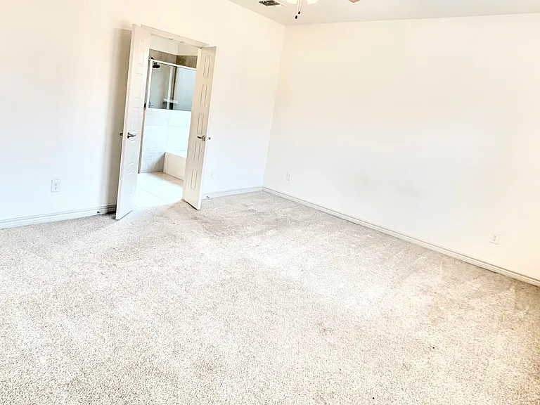 5401 Lamont Ave — Photo 12