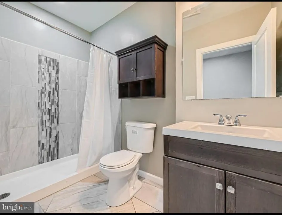 2926 E Fayette St #4