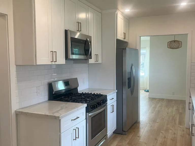 520 N Ventura Rd — Photo 4