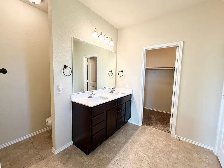 829 Ibis Falls Loop — Photo 7