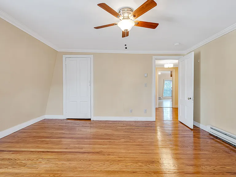 91 Elm St #3 — Photo 8