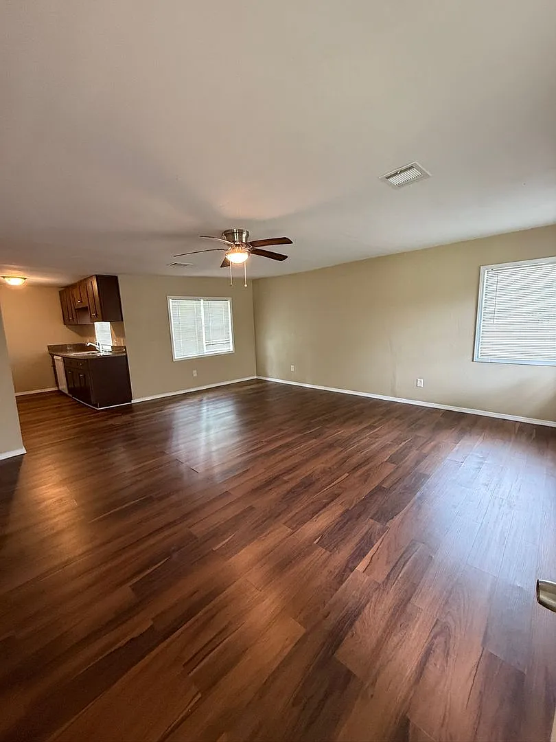 Spacious 3bed, 1bath In Vidor — Photo 1