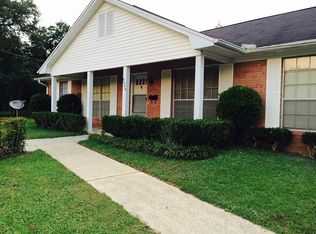 6480 Hermitage Dr, Pensacola, FL 32504