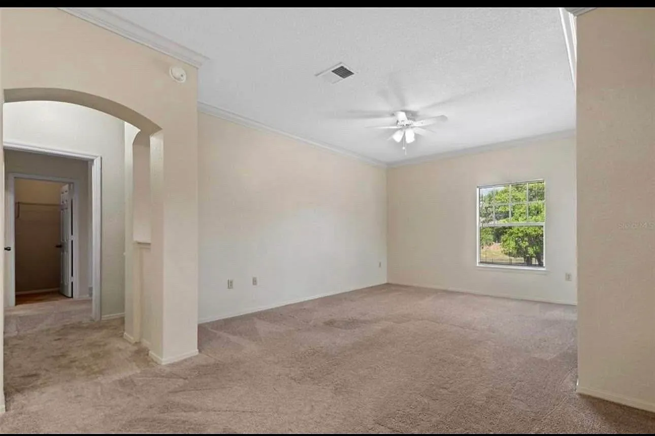 2 bed, 1182 sqft, $2,100 — Photo 4