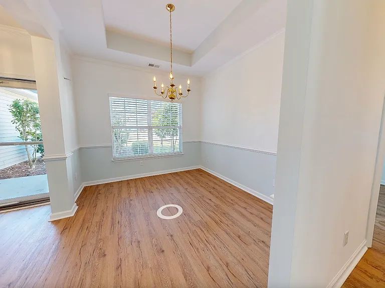 409 Oxner Ct — Photo 9