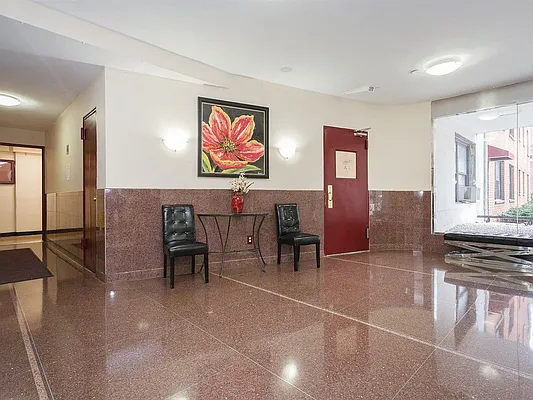 Sold by Keller Williams Realty Landmark | media 16