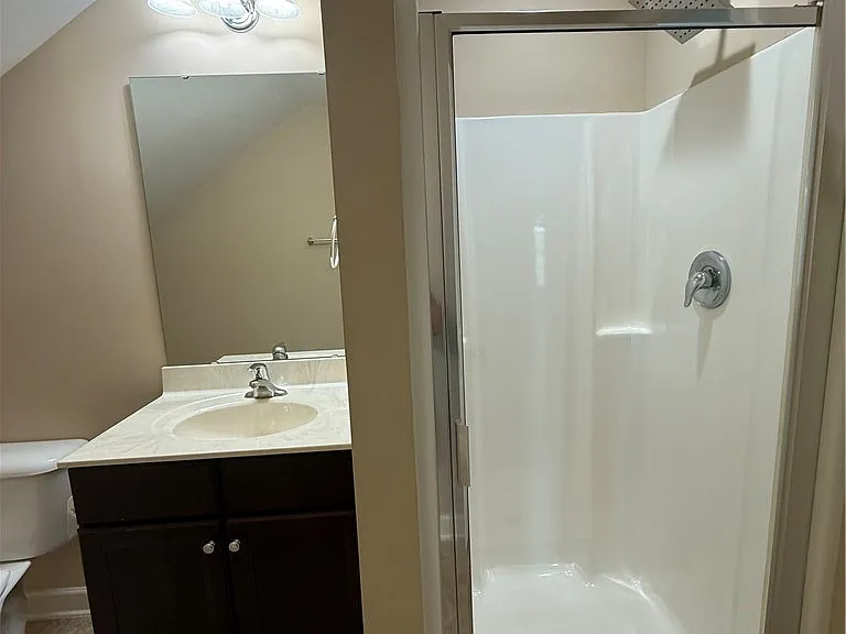 726 Century Dr — Photo 36