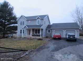 12 Lime St, Elysburg, PA