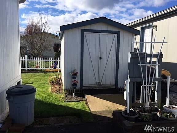 5th image of 15932 15932 55th St E #42