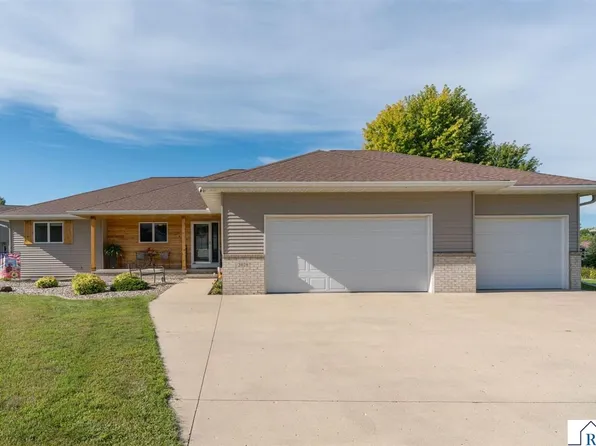 2029 Sundance Ln, North Mankato, MN 56003