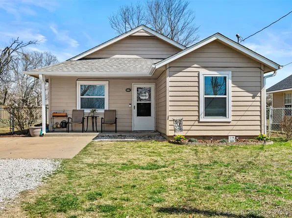 408 S Wewoka Ave, Claremore, OK 74017