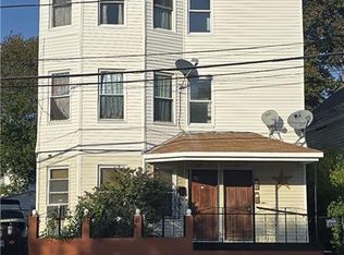 283 Waldo St, Providence, RI 02909