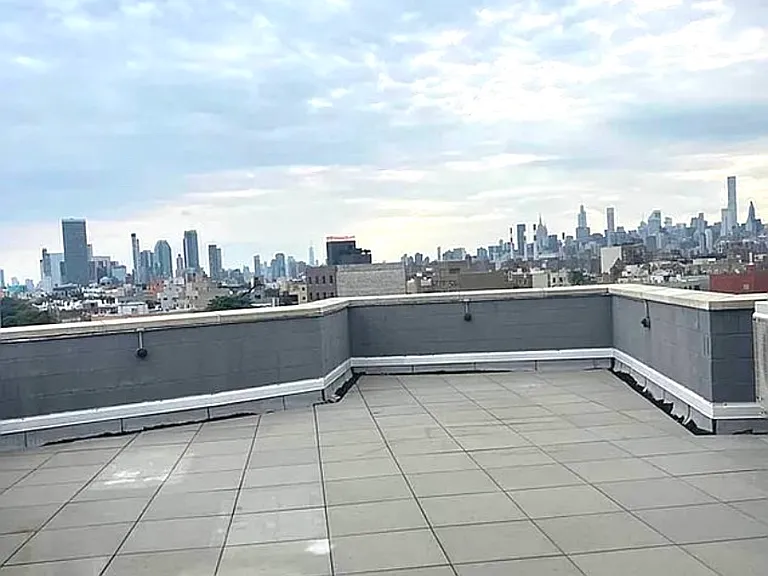 31-25 Newtown Ave #PENTHOUSE — Photo 17