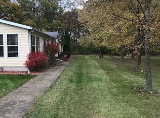 7360 N 1200th Rd, Colchester, IL 62326