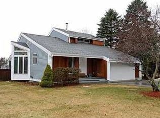 556 Wattaquadock Hill Rd, Bolton, MA 01740