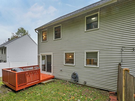 5th image of 56 S Riverview St #56
