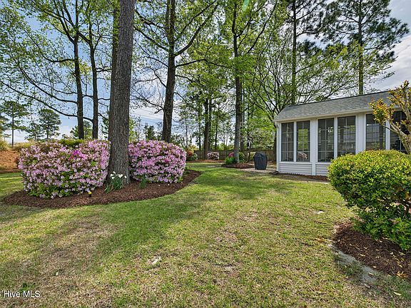 2nd image of 1109 Grandiflora Drive