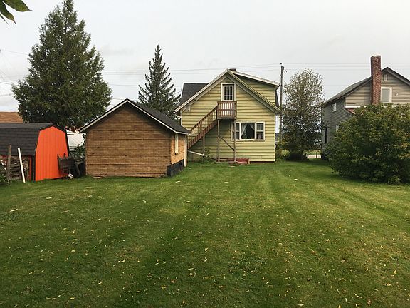 4th image of 908 E Portage Ave