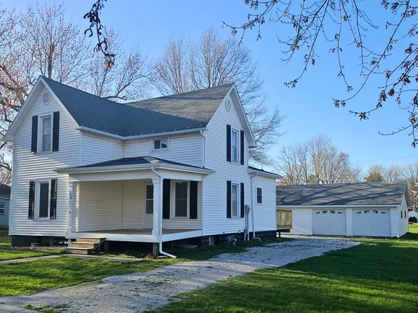 108 E 6th St, Gridley, IL 61744