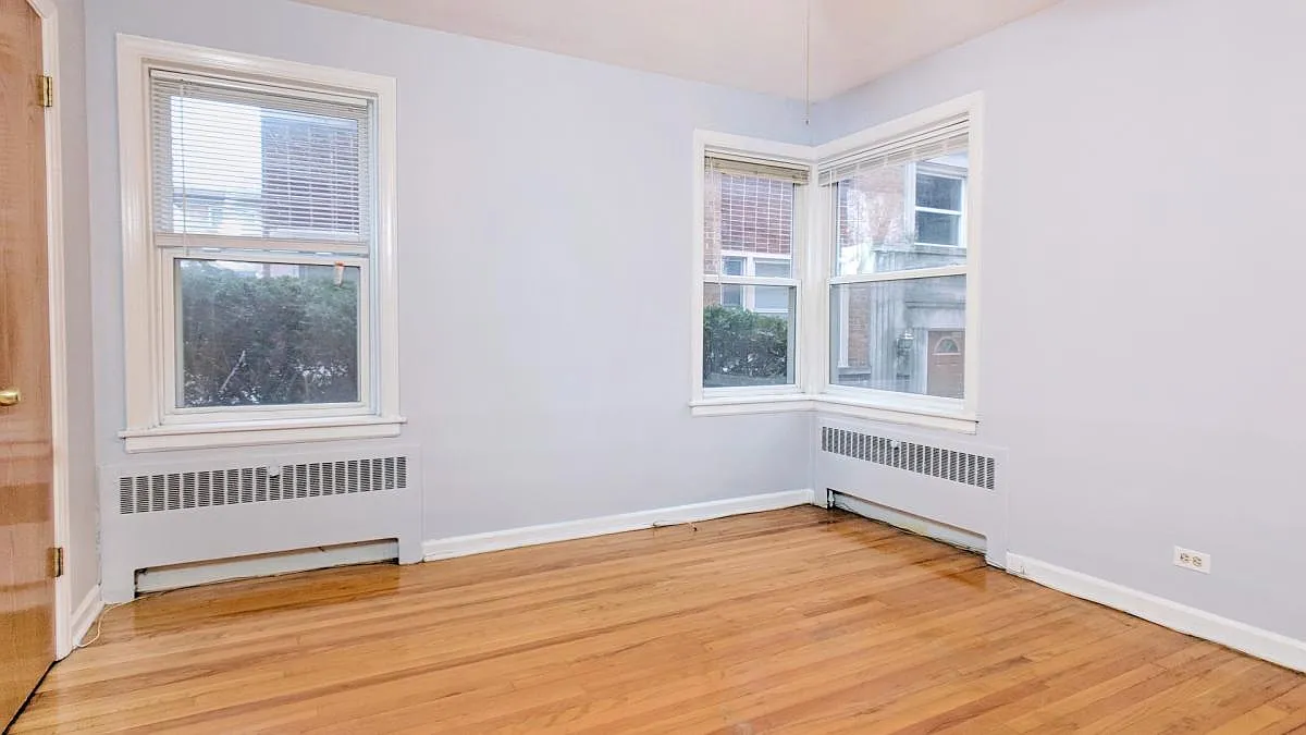 1518 N Harlem Ave — Photo 3
