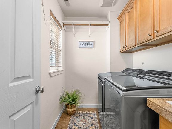 5th image of 5104 Antigua Dr