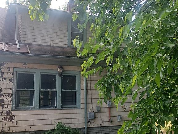 4th image of 11409 Thornwood Ave