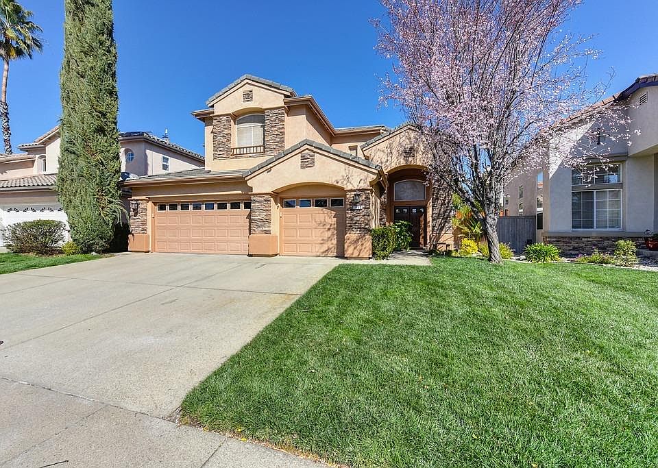 1st image of 3113 Sceptre Dr