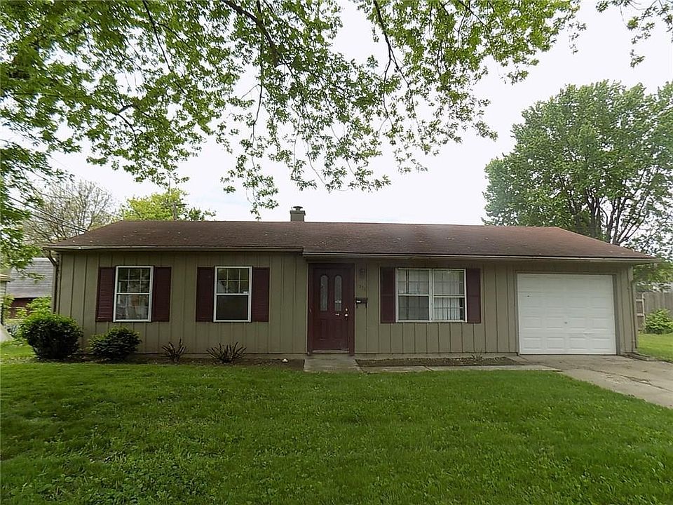 1st image of 3838 N Lawndale Ave