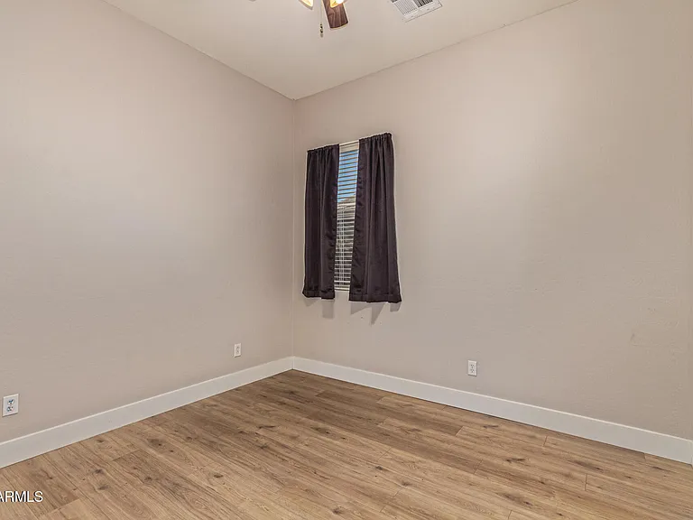 4978 E Karsten Dr — Photo 24