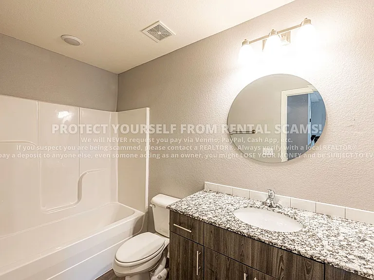 1374 N Corsica Dr — Photo 10