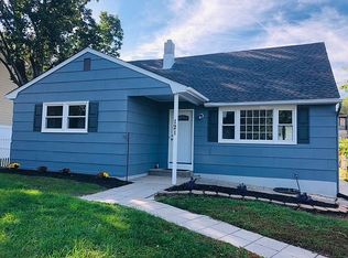 121 Knapp Ave, Hamilton, NJ 08610