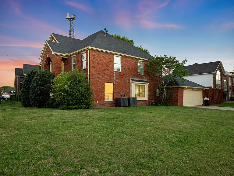 141 Morningside Dr — Photo 67