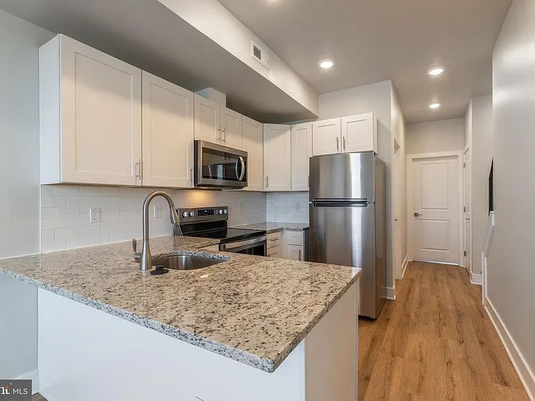 2552 N Hancock St #2 — Photo 7