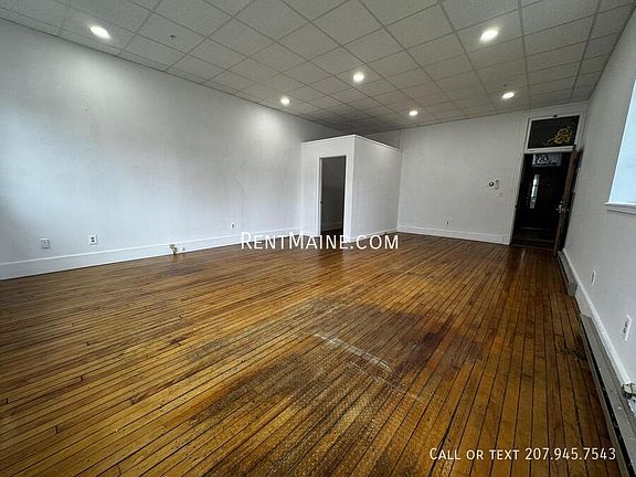 3rd image of 113 N Lancey St Suite 2