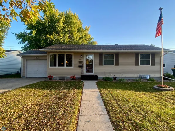 237 10th Ave E, West Fargo, ND 58078